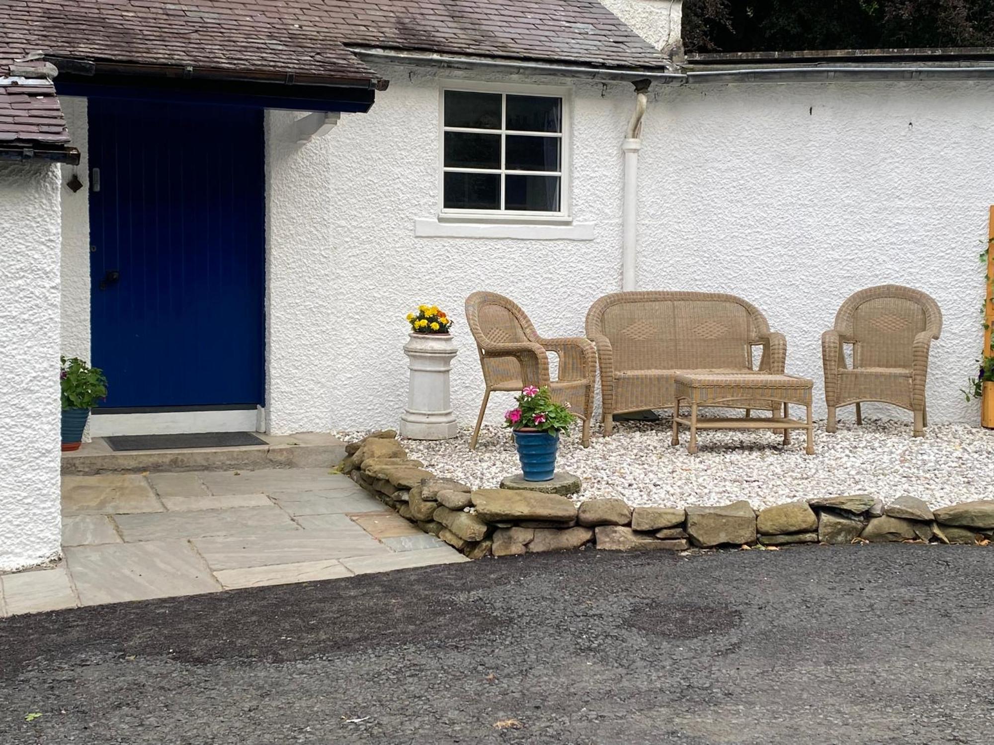 Elibank House *