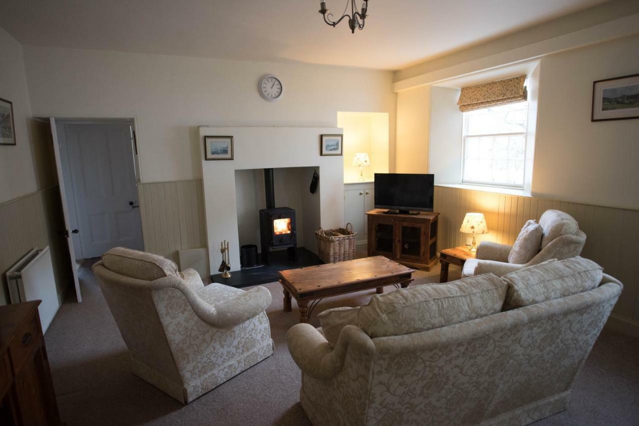 Elibank House *