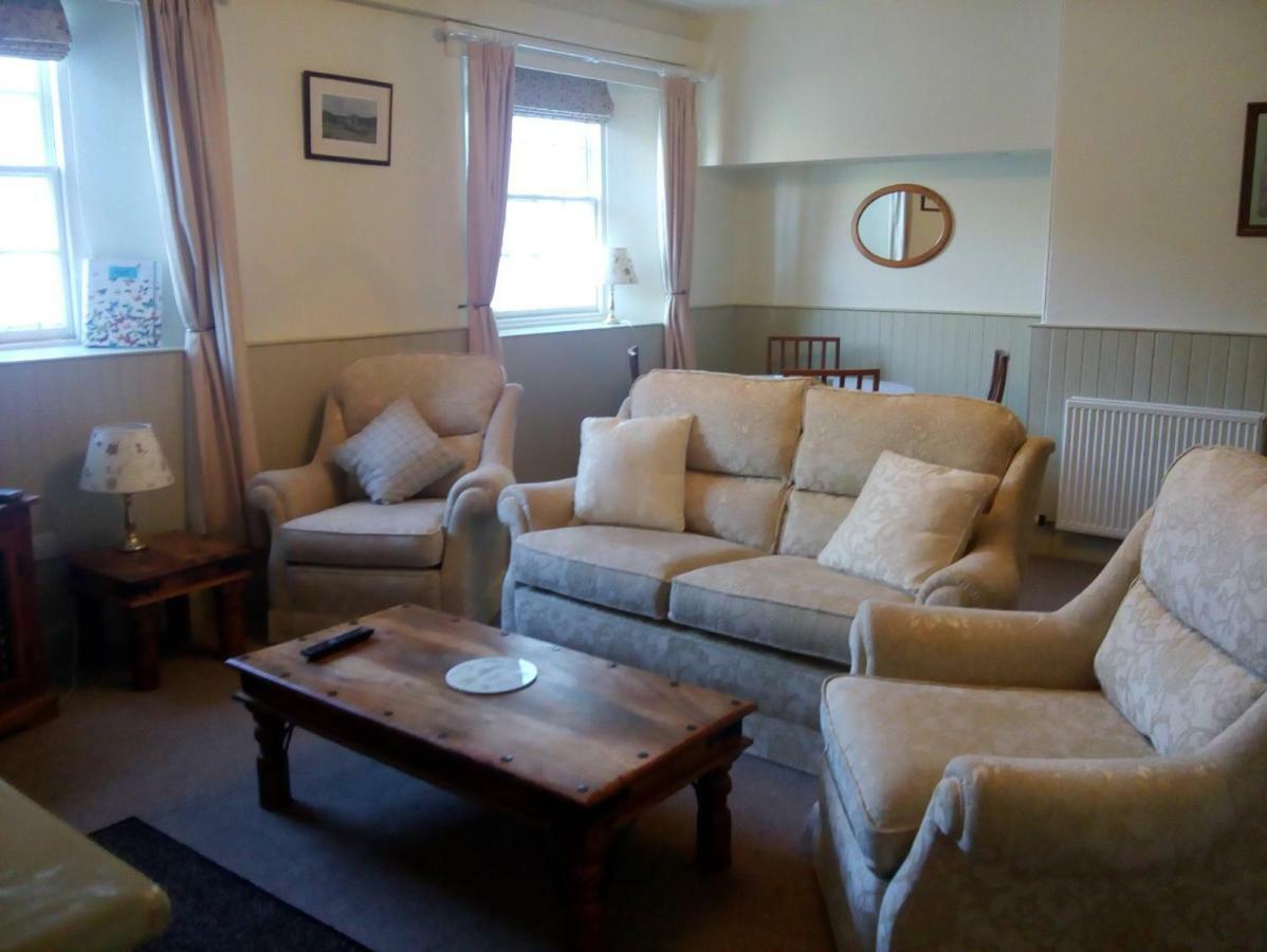 Elibank House *